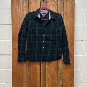 Tommy Hilfiger size medium plaid shirt